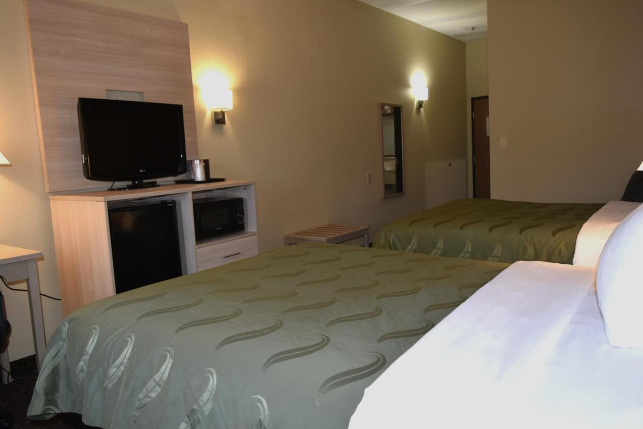 Quality Inn & Suites Brooks Louisville South Buitenkant foto
