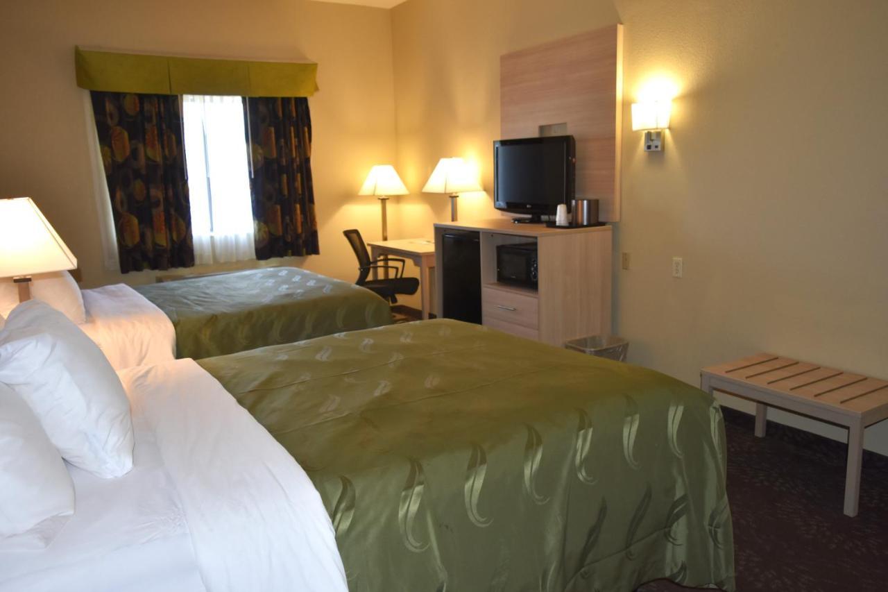 Quality Inn & Suites Brooks Louisville South Buitenkant foto