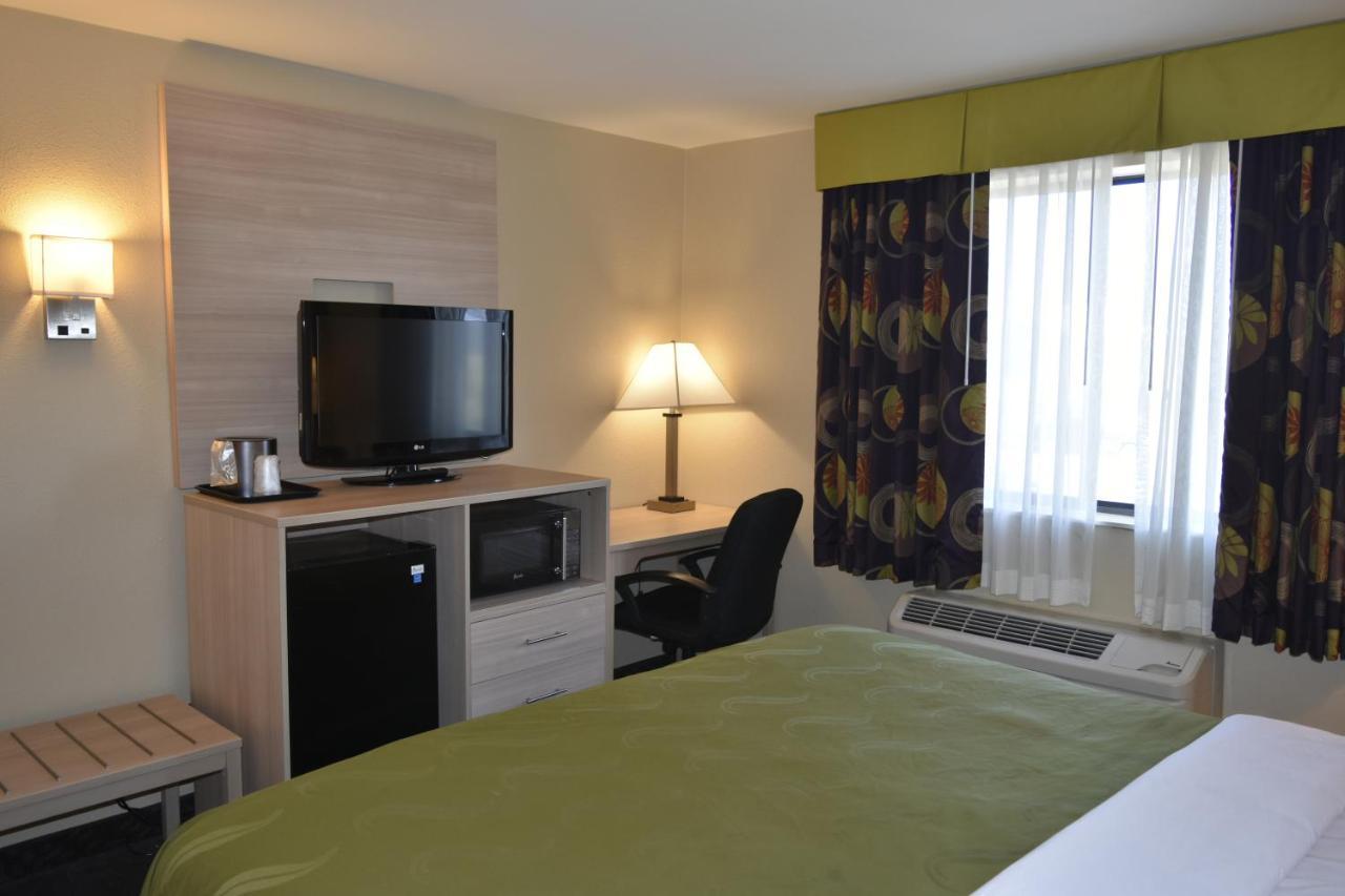 Quality Inn & Suites Brooks Louisville South Buitenkant foto