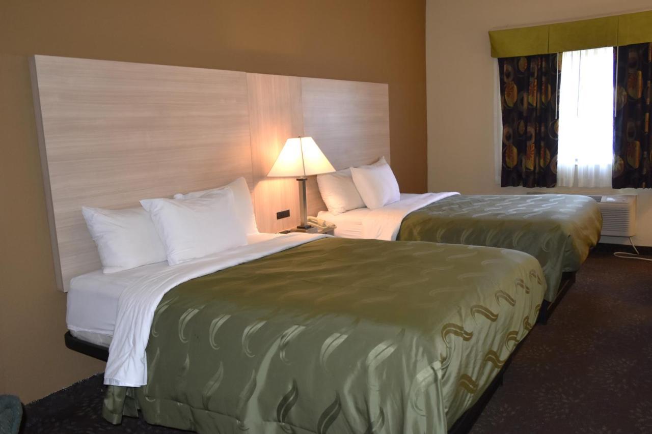 Quality Inn & Suites Brooks Louisville South Buitenkant foto