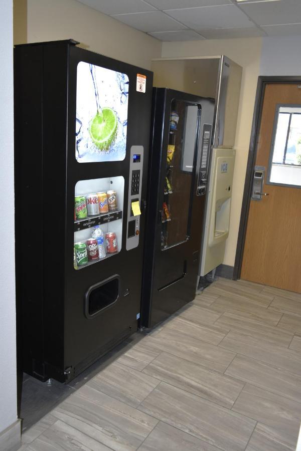 Quality Inn & Suites Brooks Louisville South Buitenkant foto