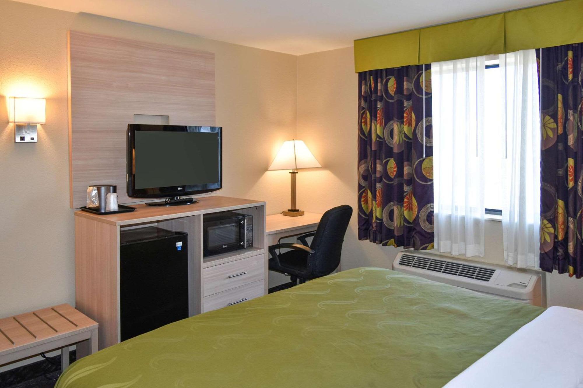 Quality Inn & Suites Brooks Louisville South Buitenkant foto