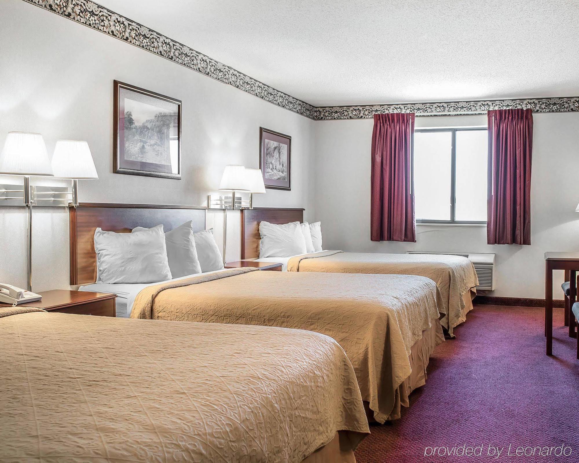 Quality Inn & Suites Brooks Louisville South Buitenkant foto