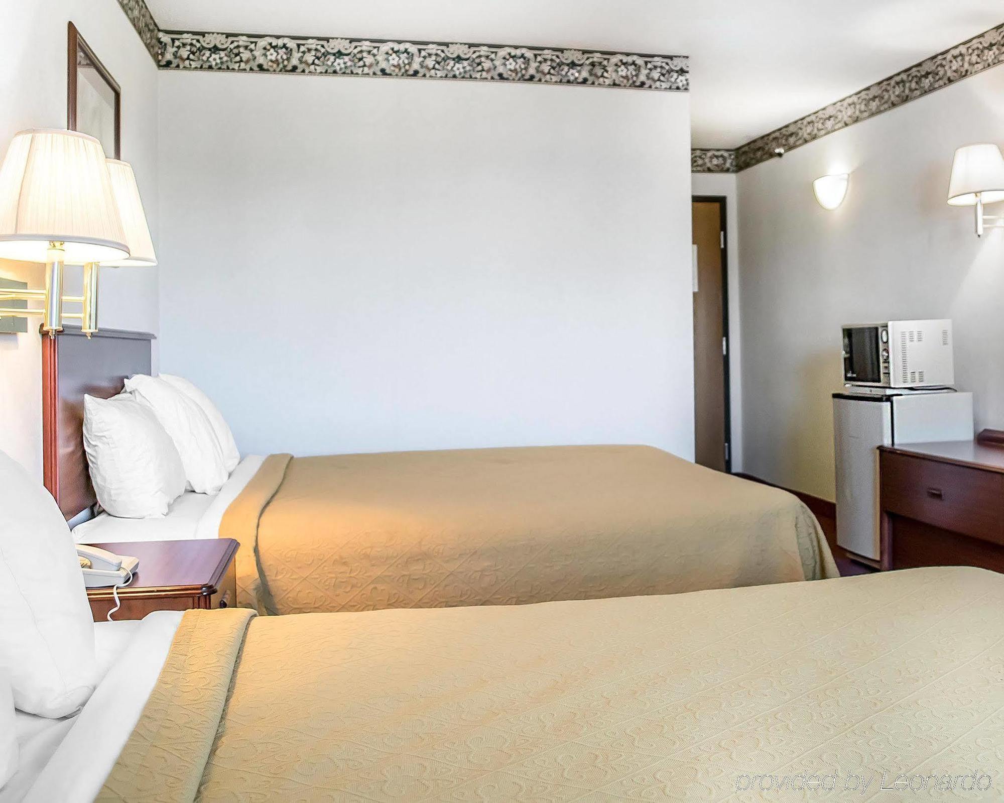Quality Inn & Suites Brooks Louisville South Buitenkant foto